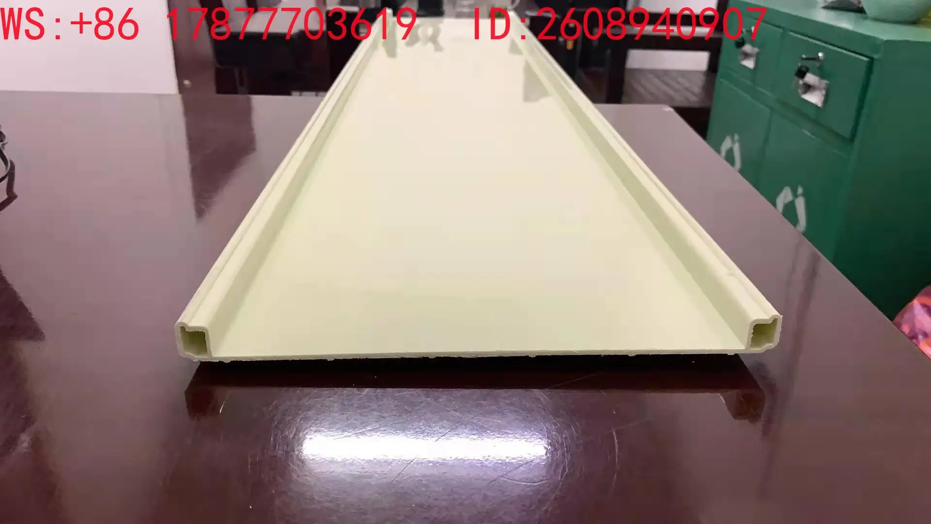 Component string box placement tray/182/210