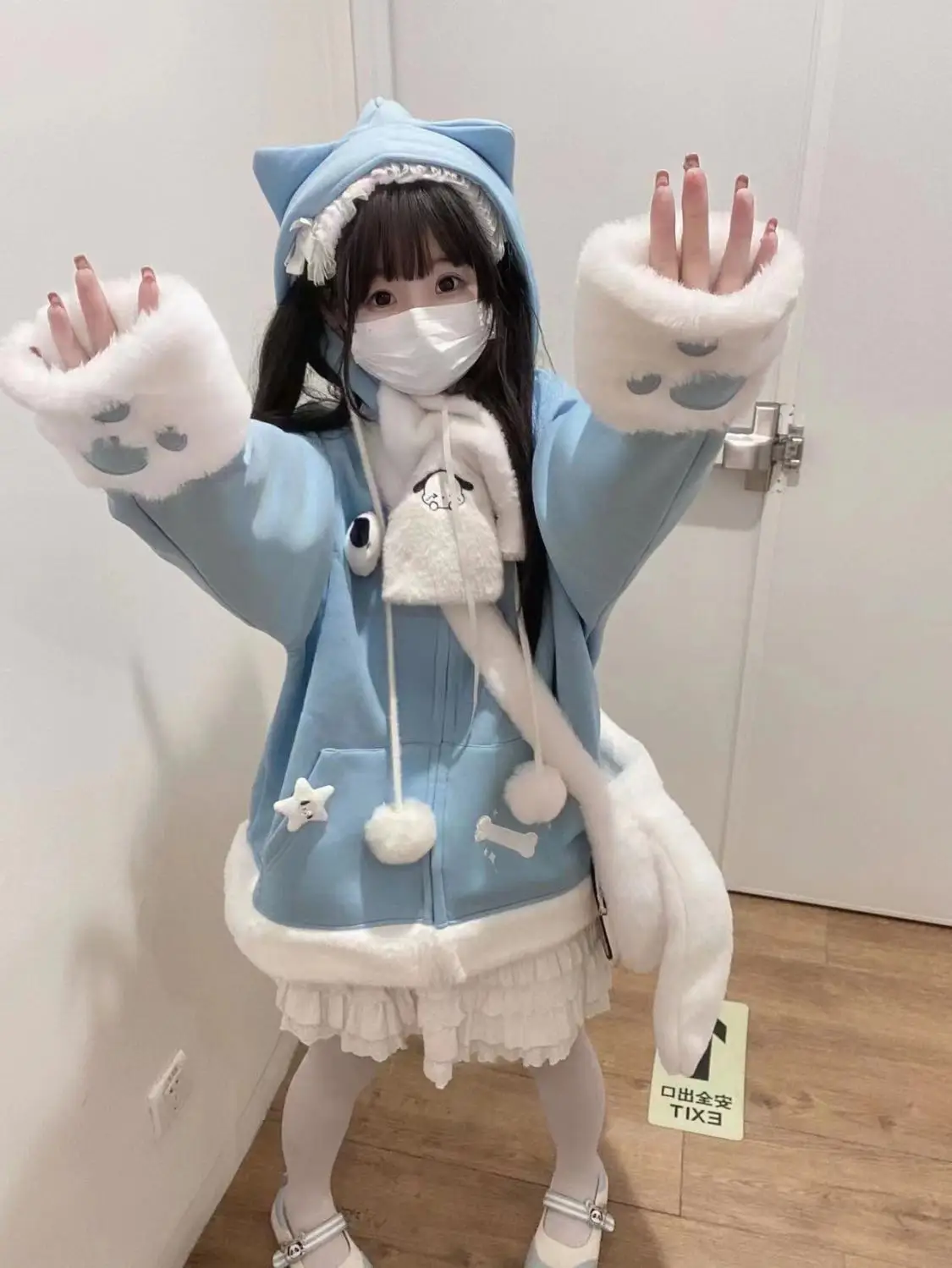 

Japan Cute Two-Dimensional Re-Embroidered Plaid Cat Ears And Claws Hooded Plus Velvet Coat Autumn Winter Soft Girl Top