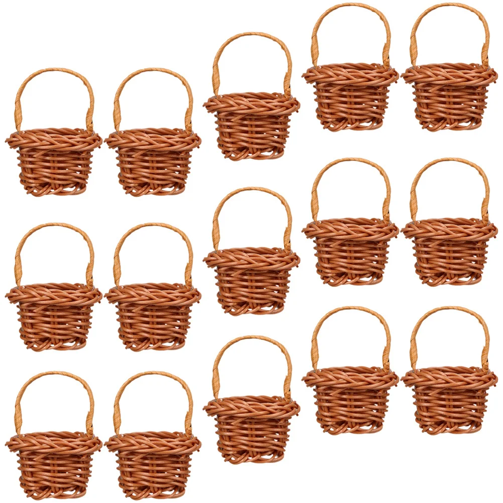 

15Pcs Mini Woven Flower Basket Plastic Durable Rural Photography Props Indoor Layout Miniature Basket Micro Landscape Decor