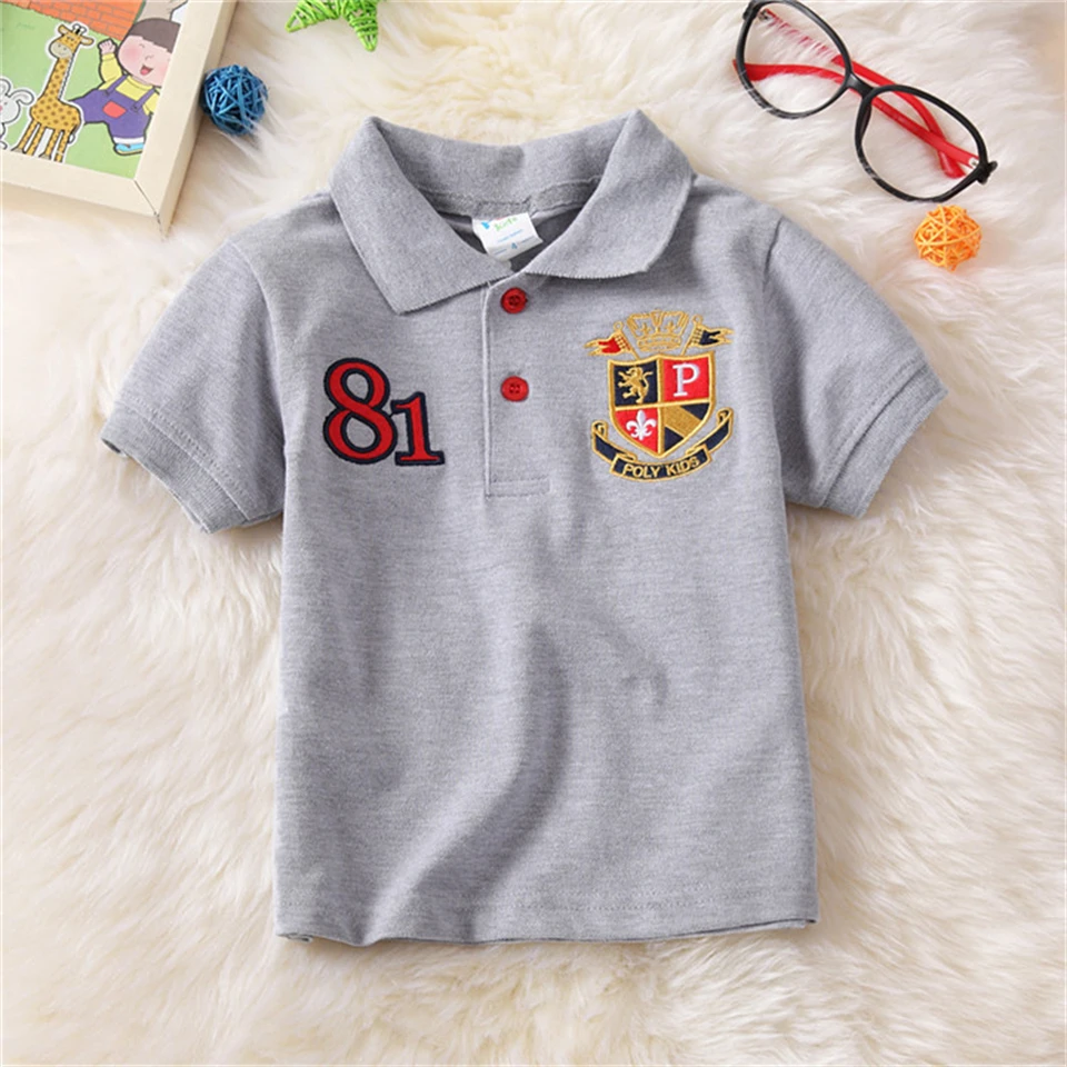 Boys and Girls\' No. 81 Algodão camiseta esportiva, sólido Jersey roupas, decoração de bordados, gola virada para baixo, verão Top Tee