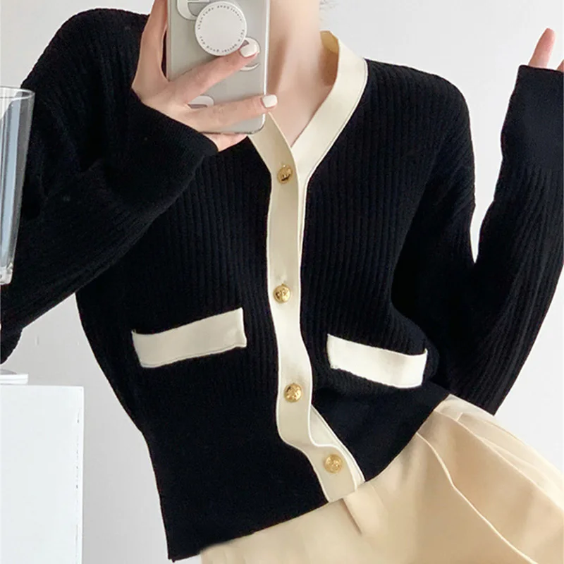 

Korean V-Neck Knitted Cardigan for Women 2025 Black Beige Slim Fit Short Sweater Coats Woman Single Breasted Cardigan Mujer