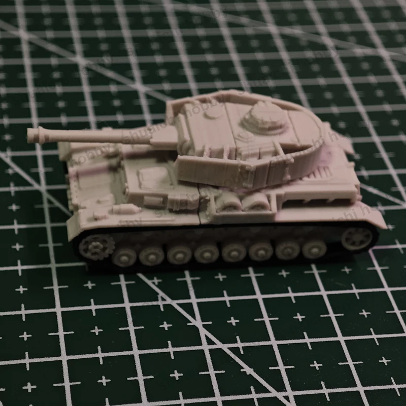 1PC 1/120 Bilancia 3D Stampato Panzer IV Modello di Carro Armato PLA Veicolo Da Battaglia con Piastra Protettiva Decorazione In Miniatura Figurine FAI DA TE Hobby