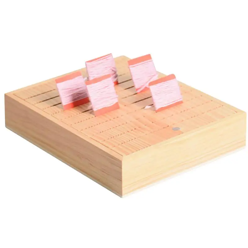 

Вышитая искусственная деревянная подставка для шпули, 10 длинных слотов, 3 базовых отделения, для шитья, искусственная многофункциональная нить