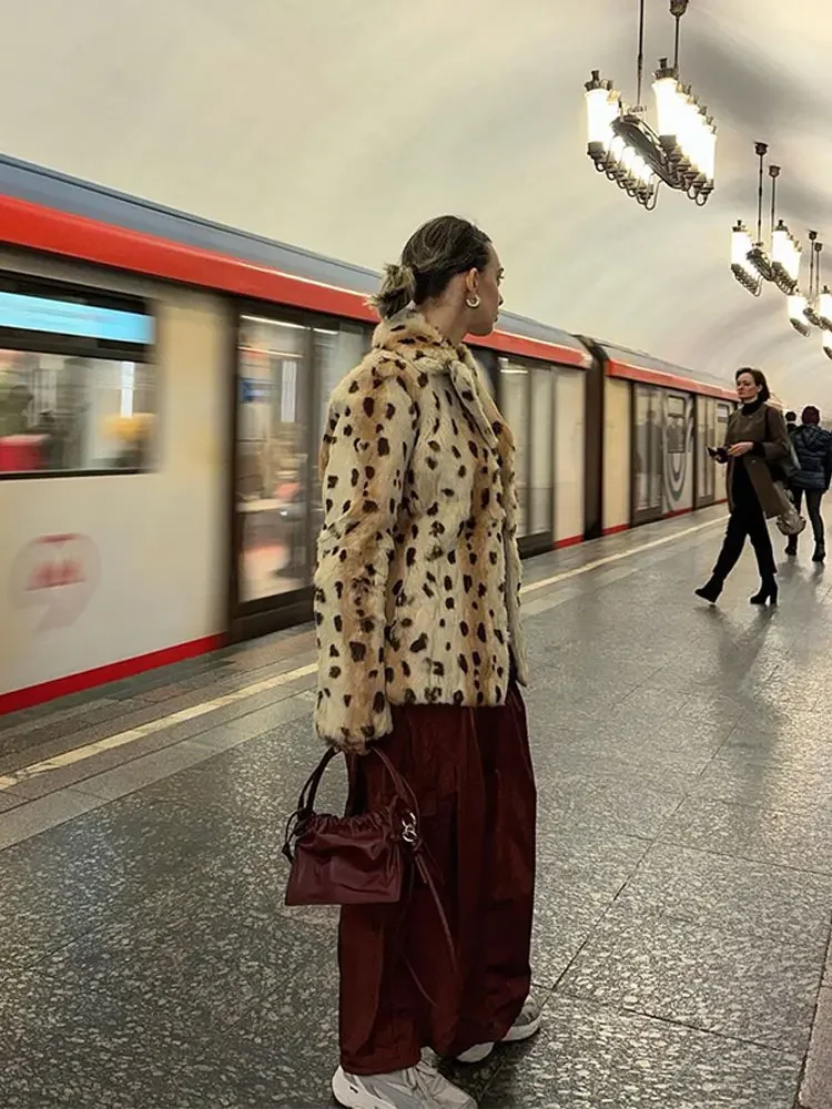 Moda damska Leopard Print Faux Fur Ciepły płaszcz Szykowne klapy Długie rękawy Kurtka codzienna Jesień Zima Odzież wierzchnia damska