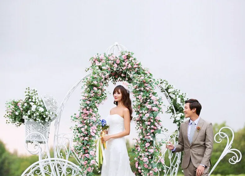 Baijie wrought iron pumpkin cart outdoor wholesale European wrought iron carriage wedding decoration props window photography