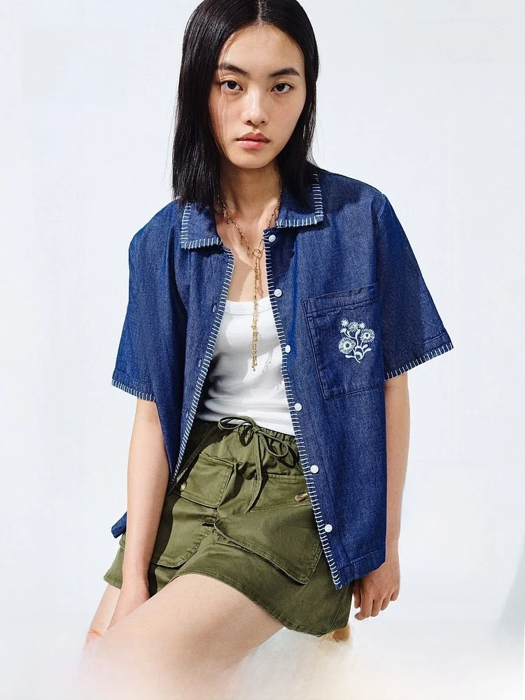 

H&M Women's Casual Style Embroidered Denim Short Sleeve Shirt Cotton Material Summer 2026 Fashion New Patterned Top