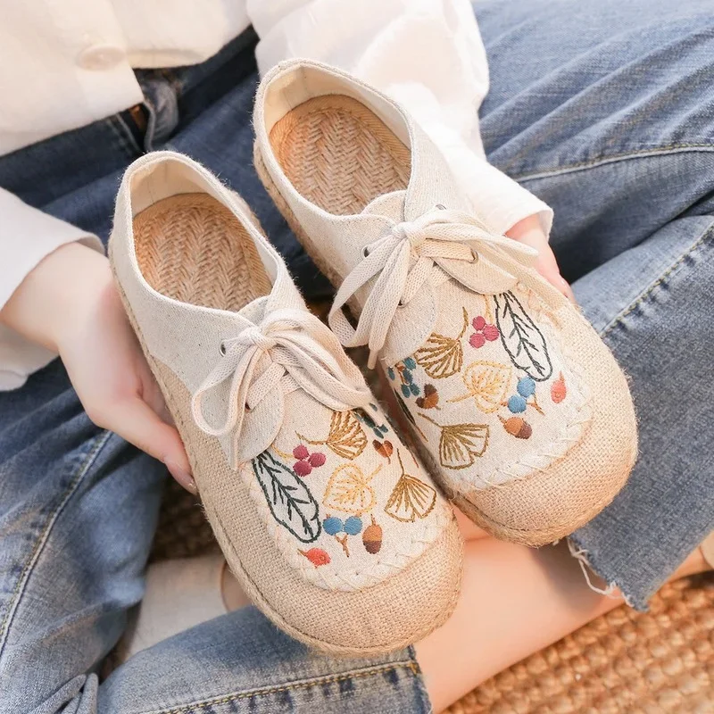 2022 women's new spring and autumn linen casual shoes ethnic style embroidered lace-up cotton linen shoes