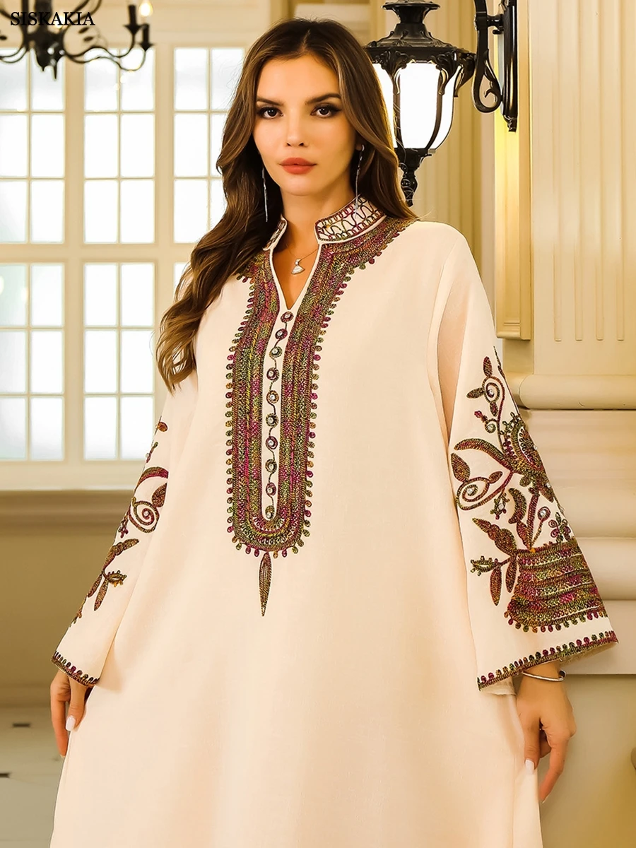 Siskakia musulmano Dubai abaya donna ricamato elegante moda Casual abito lungo allentato abito marocchino per Femme Musulmane 2024