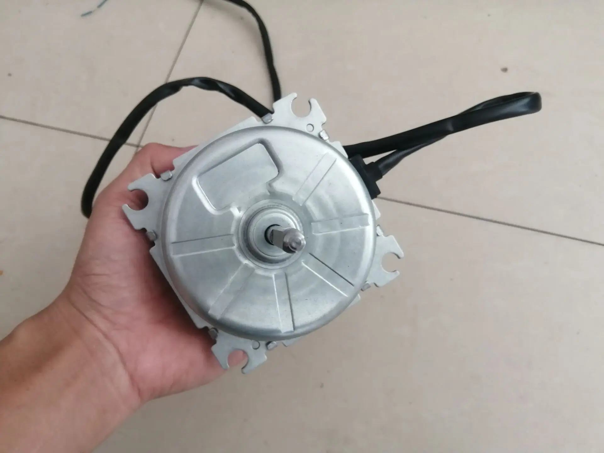 ใหม่สําหรับ Low-Speed Three-Phase แม่เหล็กถาวร Brushless AC Brushless WIND Generator บัลลาสต์ 200W มือไฮดรอลิก 12 V-300V