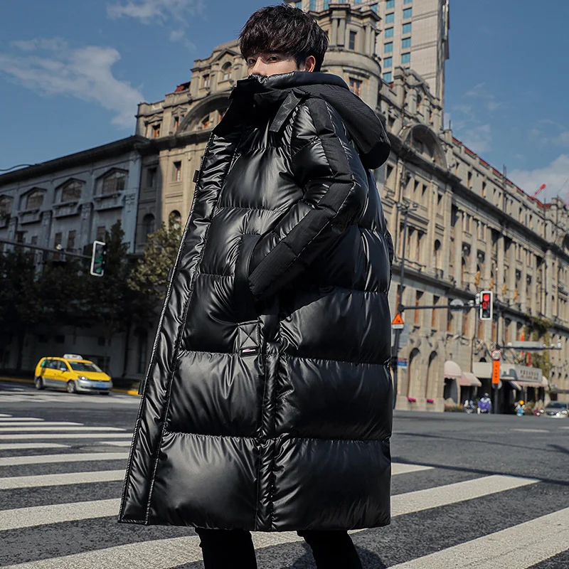 Glänzende Daunen jacke Herren lange Art Overknee verdickt Winter neue Mode schöne trend ige weiße Enten mantel