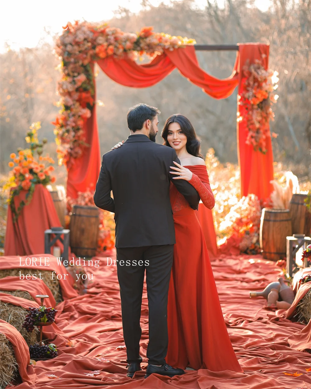 LORIE Luksusowa Suknia Ślubna Syrena z Koronką i Kwiatami, Świąteczna Suknia Ślubna z Długim Rękawem, Suknia Ślubna z Odkrytymi Ramionami, Szyta na Miarę, Kolekcja 2026