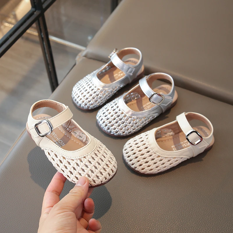 

New Spring/Summer 2026 children's woven single shoes, soft-soled toe sandals, princess shoes for girls, and walking shoes