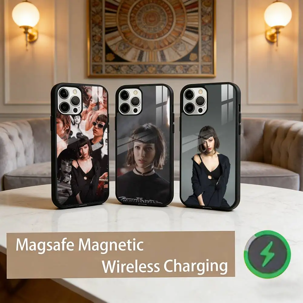 

Actress U-Ursula Corbero Phone Case For iPhone17,16,15,14,13,12,11 Plus,Pro Max Magnetic For Magsafe Wireless Charging