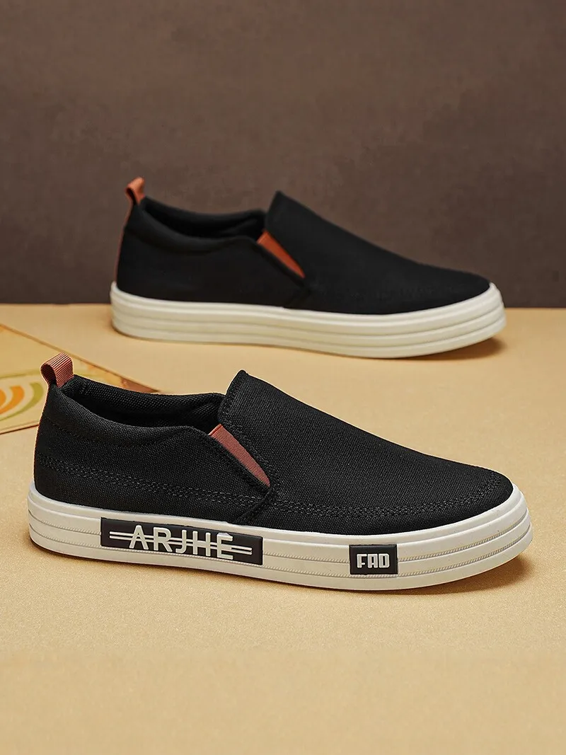 

Men's Canvas Slip-On Sports Shoes Lightweight Comfortable Soft Bottom Casual Low Cut Breathable round Toe Rubber Outsole