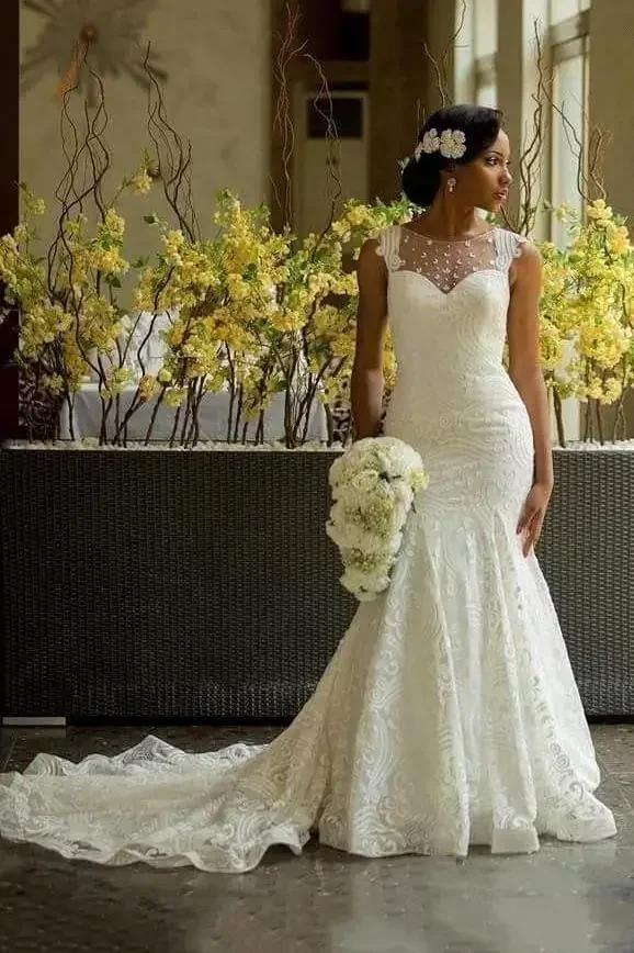 African Mermaid Lace Wedding Dresses Amazing Back Covered Buttons Bridal Gowns Chapel Train