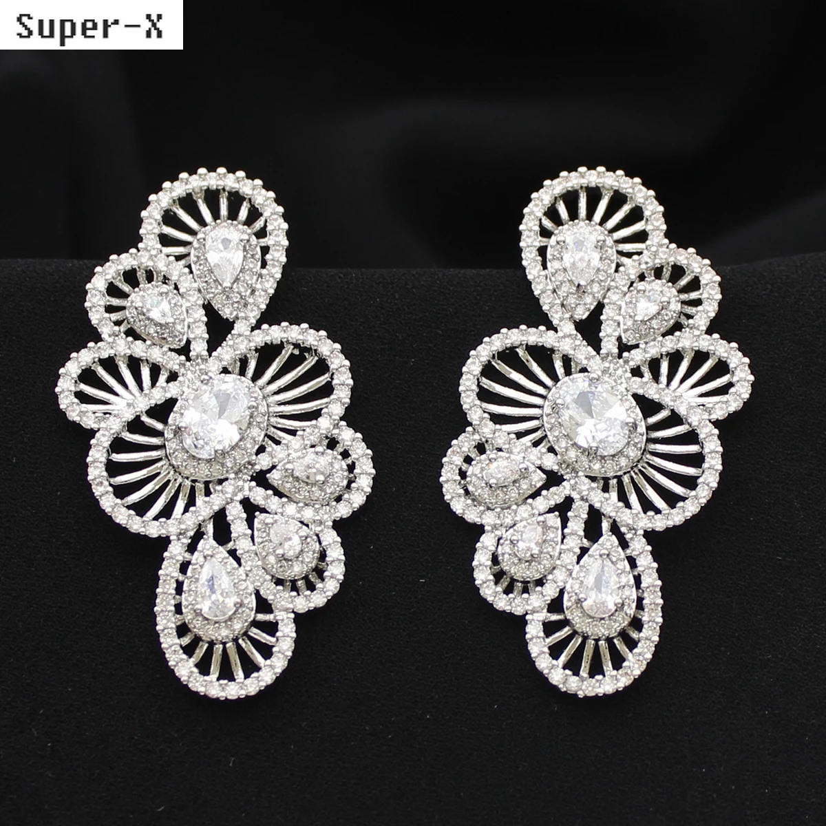 

Royalblue Silver Gold Color Earrings Zircon Copper Geometrical Shape Curve Stud Earrings Women Wedding Party Jewelry