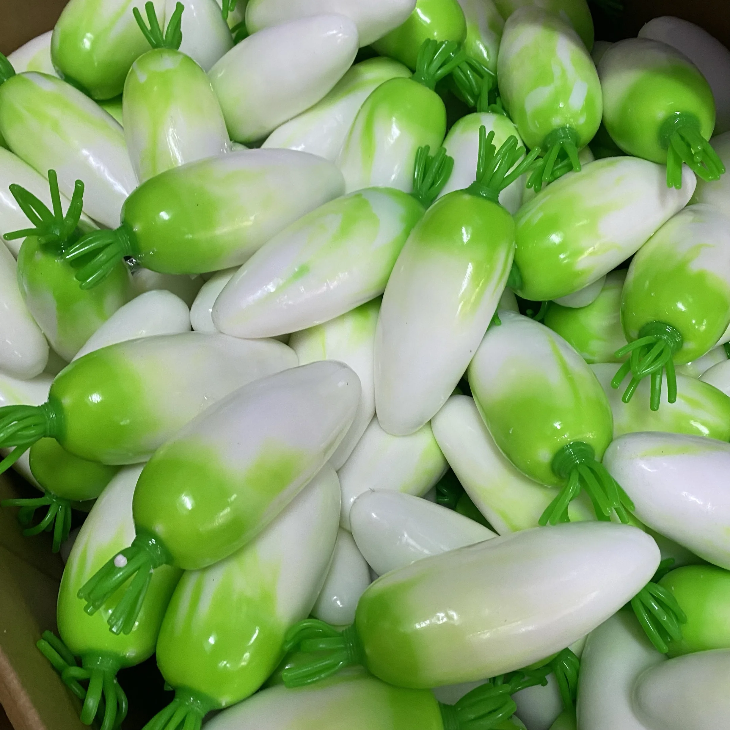 Crunchy White Radish Mooli Squishy Fidget Toy Soft Simulation Vegetable Squeeze Sensory Toy Stress Relief Anti-Anxiety Toy ﻿ image 4