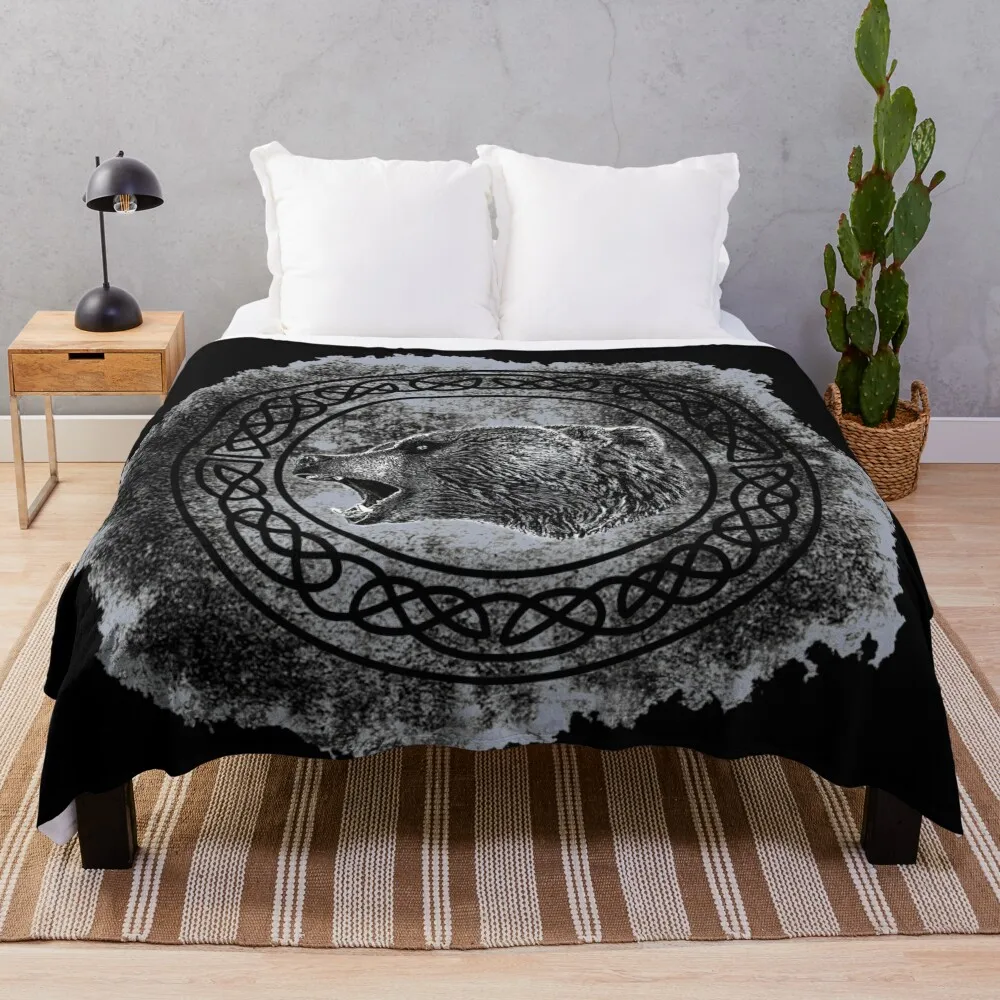 Berserker (bear shirt) Throw Blanket bed plaid Quilt Blanket fluffy blanket