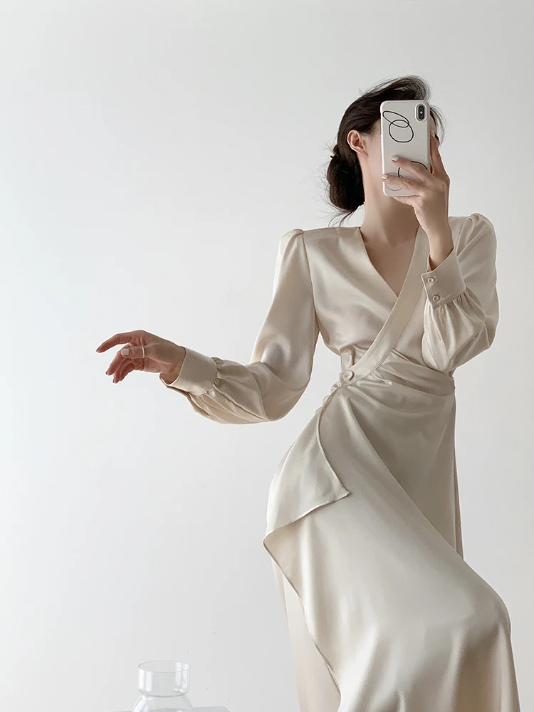 

Ele Acetate Satin Long Sve Dr Women's High Waist A-Line Midi Dr Simple Sle V-Ne Button Detail Commute Wear