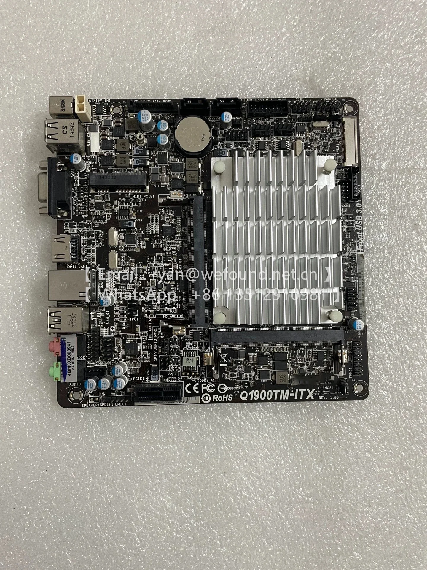 ASRock Q1900TM-ITX의 경우