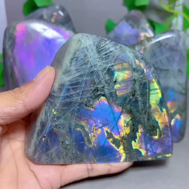 Лабрадорит форма в ассортименте