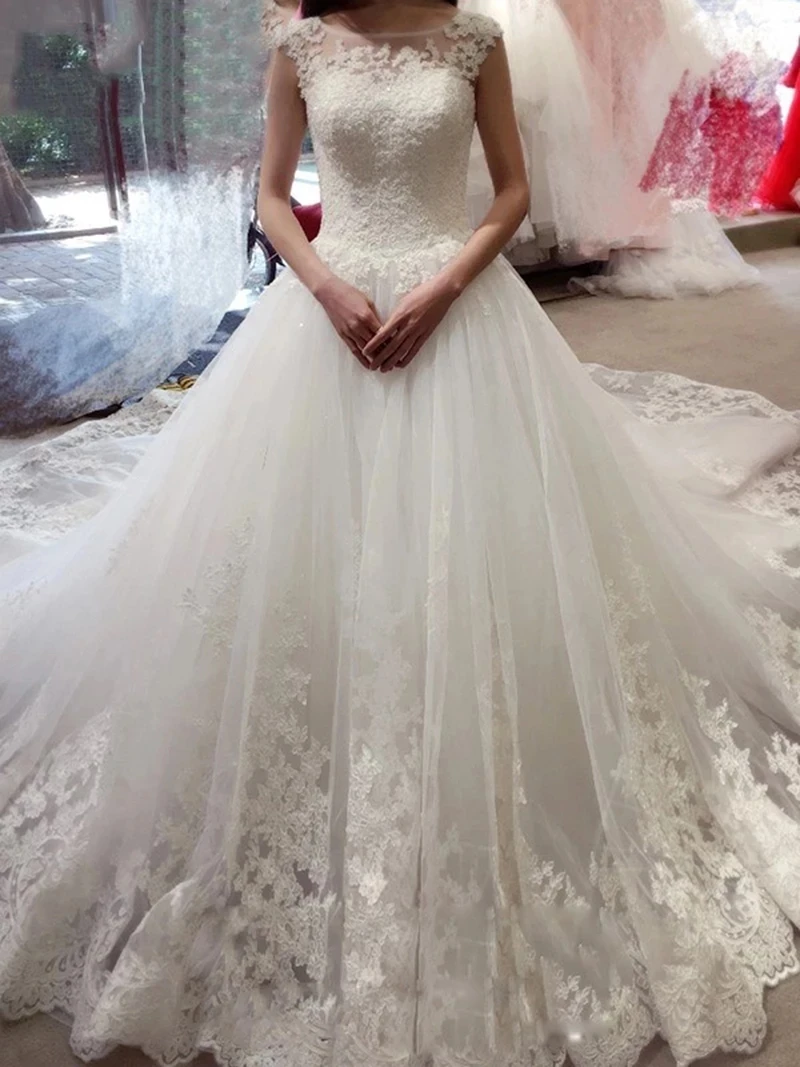 

ANGELSBRIDEP Ball Gown Scoop Neck Wedding Dresses Robe de mariee Charming Applique Court Train Formal Bride Dress Plus Size