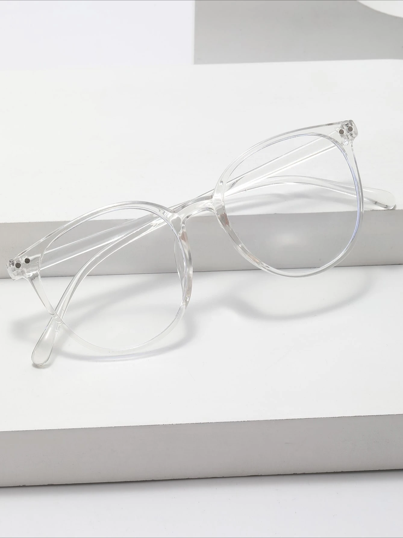 نظارات دائرية محمولة للجنسين تناسب الجميع عالية الوضوح تحجب الضوء الأزرق بدون وصفة طبية، للاستخدام الخاص في الهواء الطلق