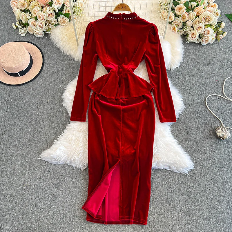 EWQ Elegant Pearl Spliced Velvet Dress Women Stand Collar Ruffles Gathered Waist Slim Long Evening Dresses 2024 New 27X1000