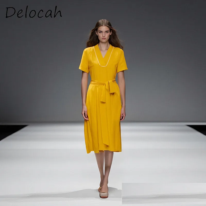 

Delocah Fashion High Quality Women's Wear Design V-neck Short Sleeve Metal Shining Diamond Sashes Big Swing Decoration Dress