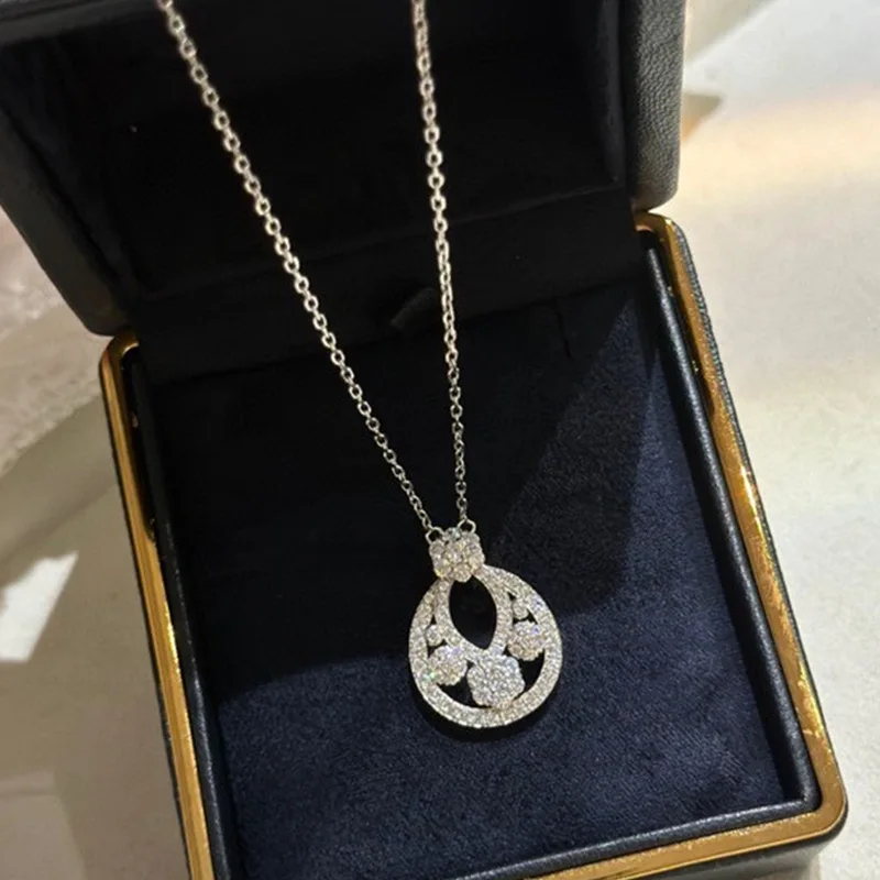 

S925Silver Snowflake Water Drop Flower Cluster Shape Necklace Inlaid Full Carbon Diamond Exquisite High-Grade Clavi