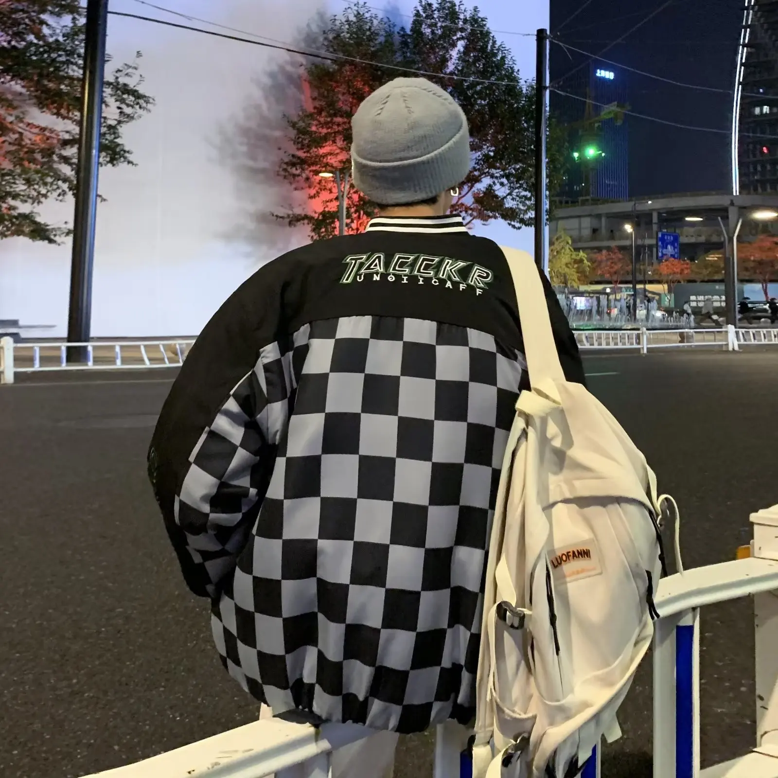 خريف شتاء كبير الحجم 250 Pou Ch مجلس نمط البيسبول Jaet الرجال ملابس خارجية فضفاضة غير رسمية هونغ كونغ Sle العصرية S...