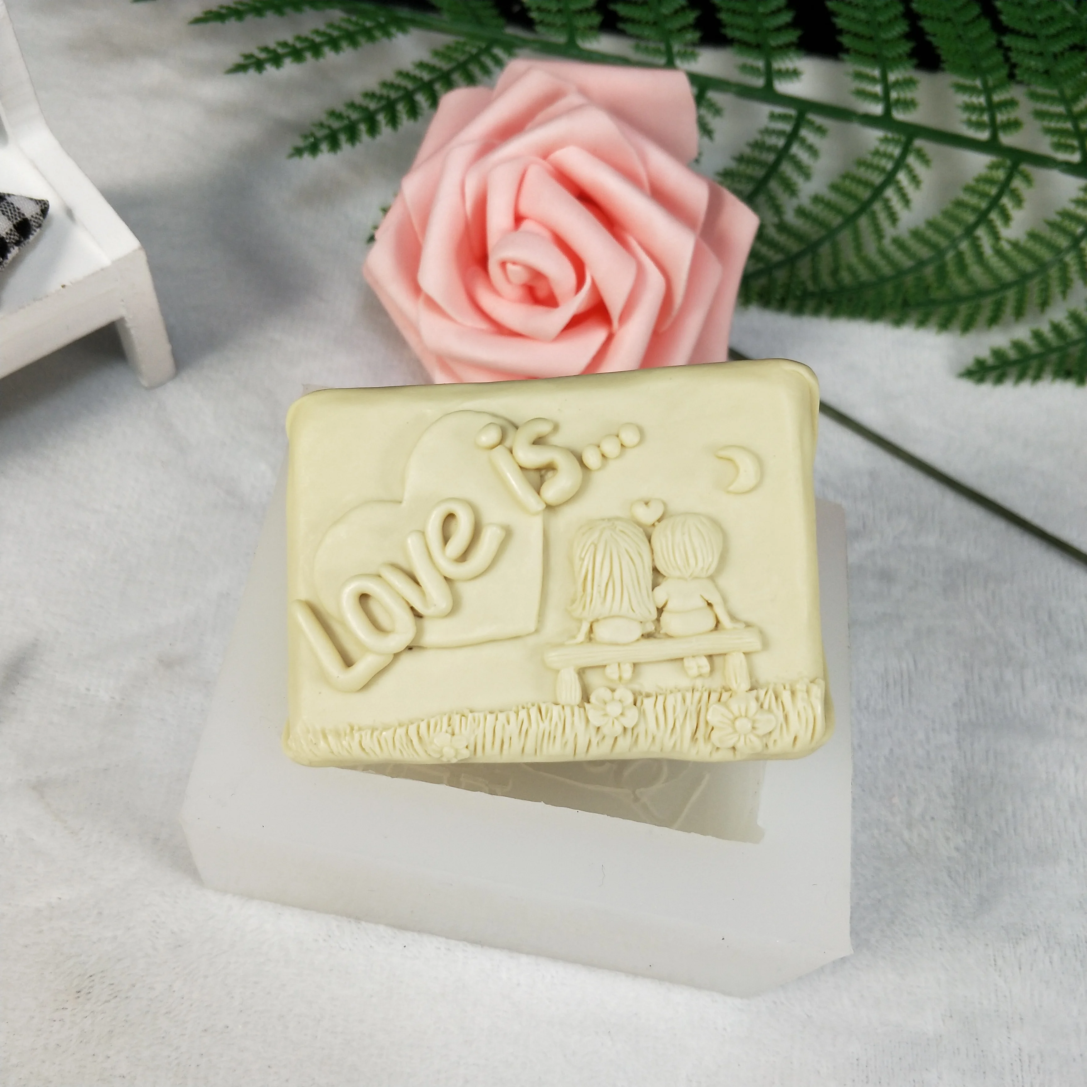 QT0258 PRZY Mold Silicone Couples Soap Molds Gypsum Chocolate Candle Candy Mold 2D Molds Love Is Soap Making Clay Resin Moulds