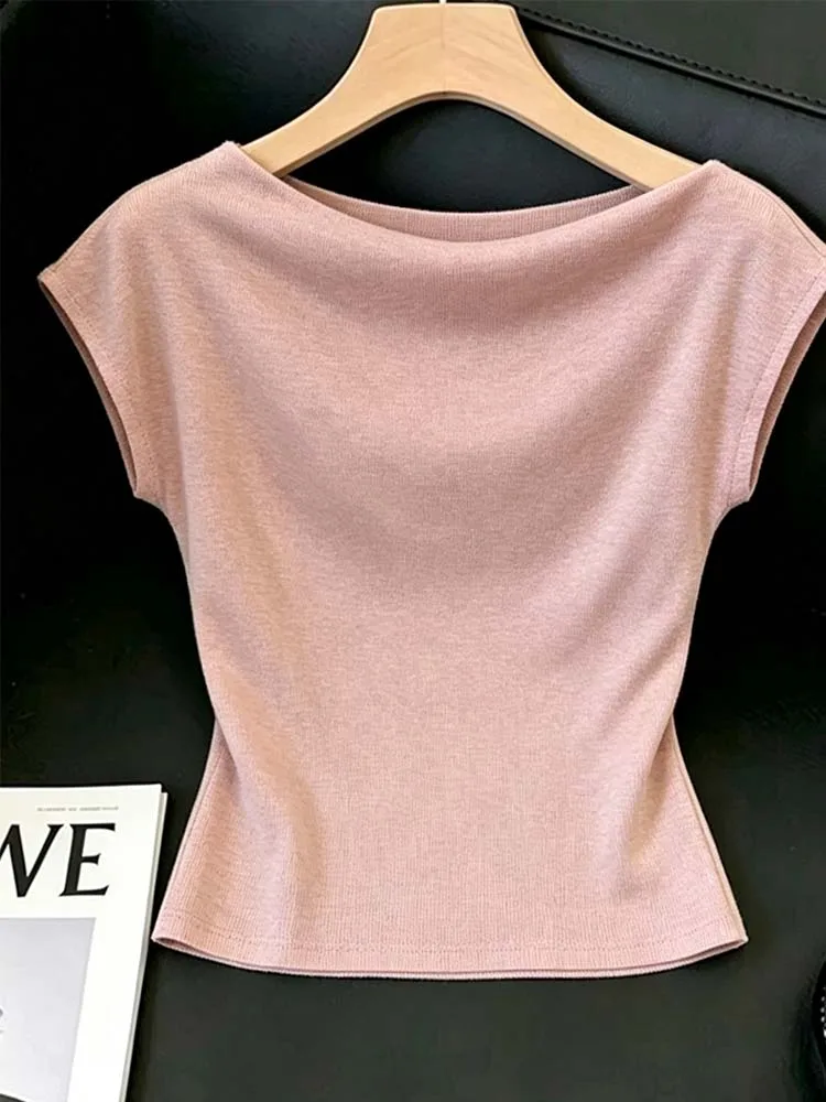 Delicate Knitted T-Shirt Elegant Slimming Design Summer Top for Women Gentle Fashionable Commute Style Short Sleeve Crew Neck