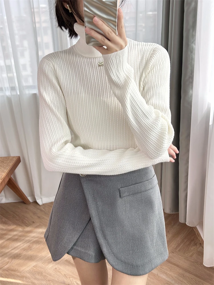 Two Color Base Shirt, Simple High Lapel Thread Heavy Twisted Flower Knitted Sweater, Women's White S Home 25 Spring New Style