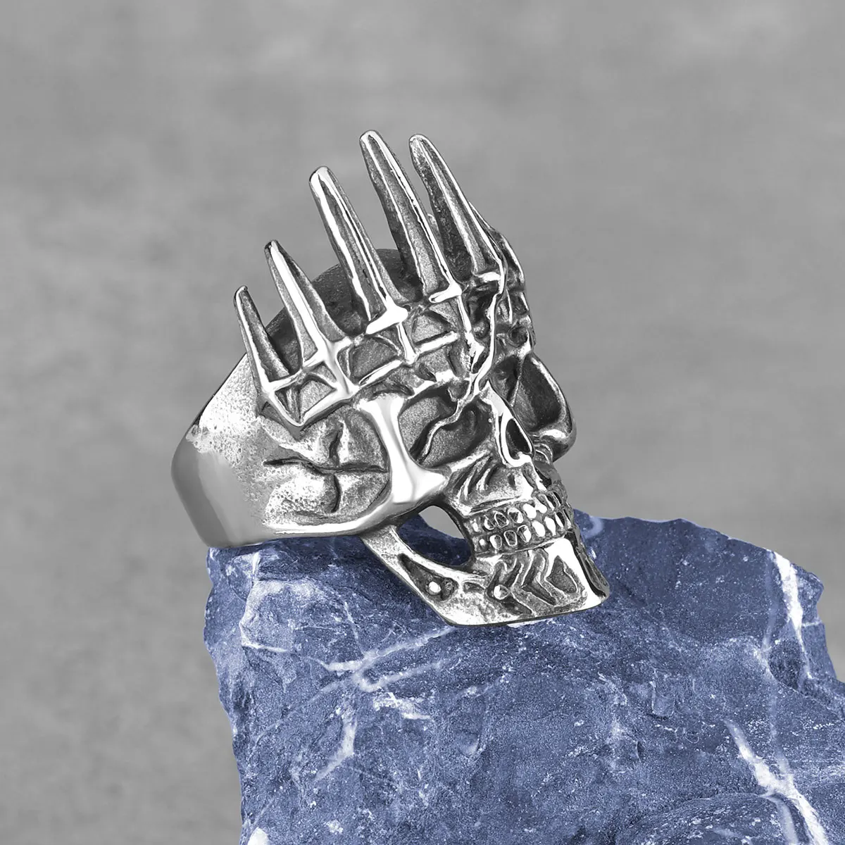 New Creative Viking Vintage Skull Ring Men's Stainless Steel Funky Ring Bicycle Boy Fashion Ghost Jewelry Gift Wholesale