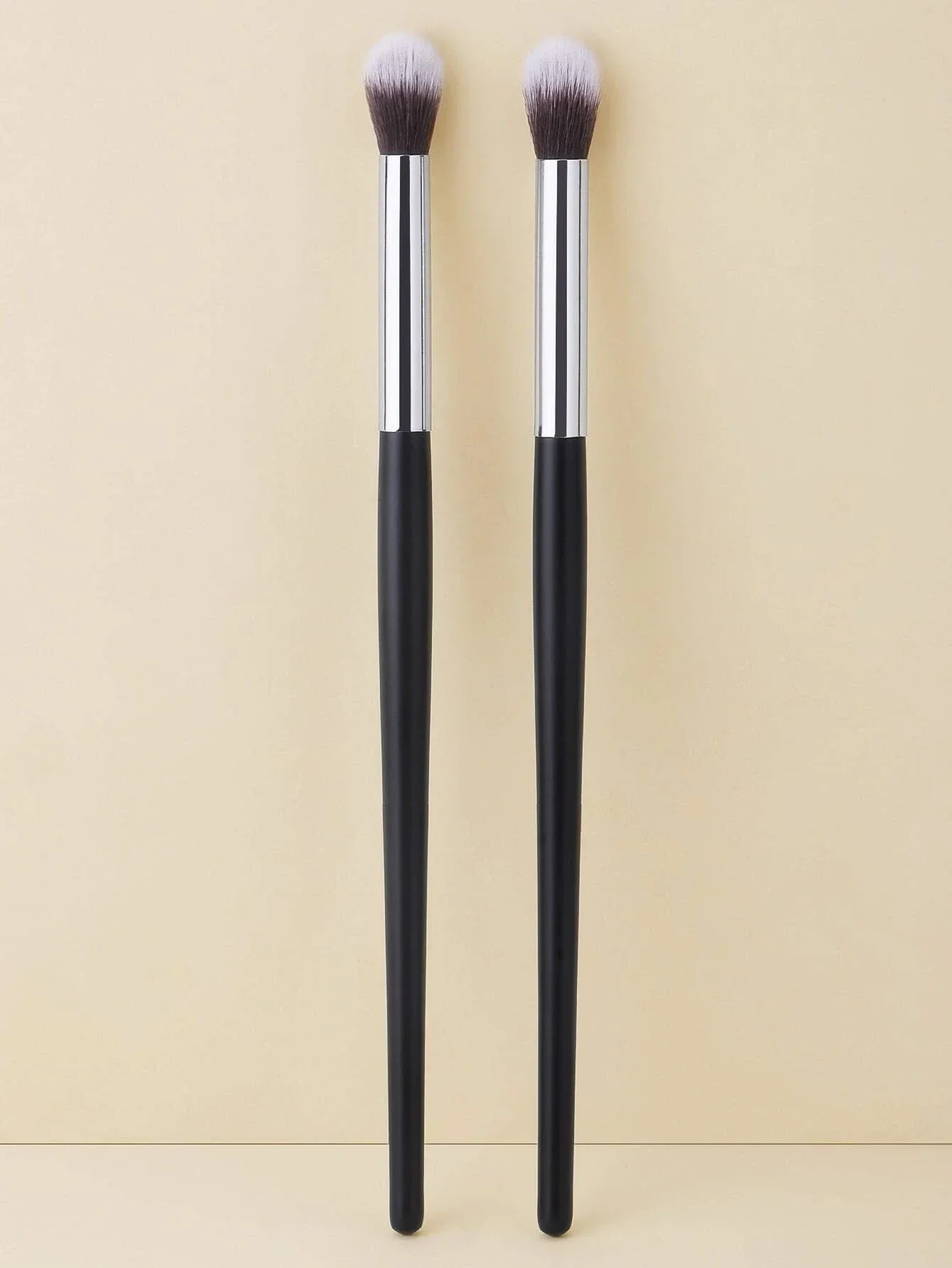 2 pièces/ensemble noir et argent douille pour les yeux détail mélange pinceau de maquillage Black Friday