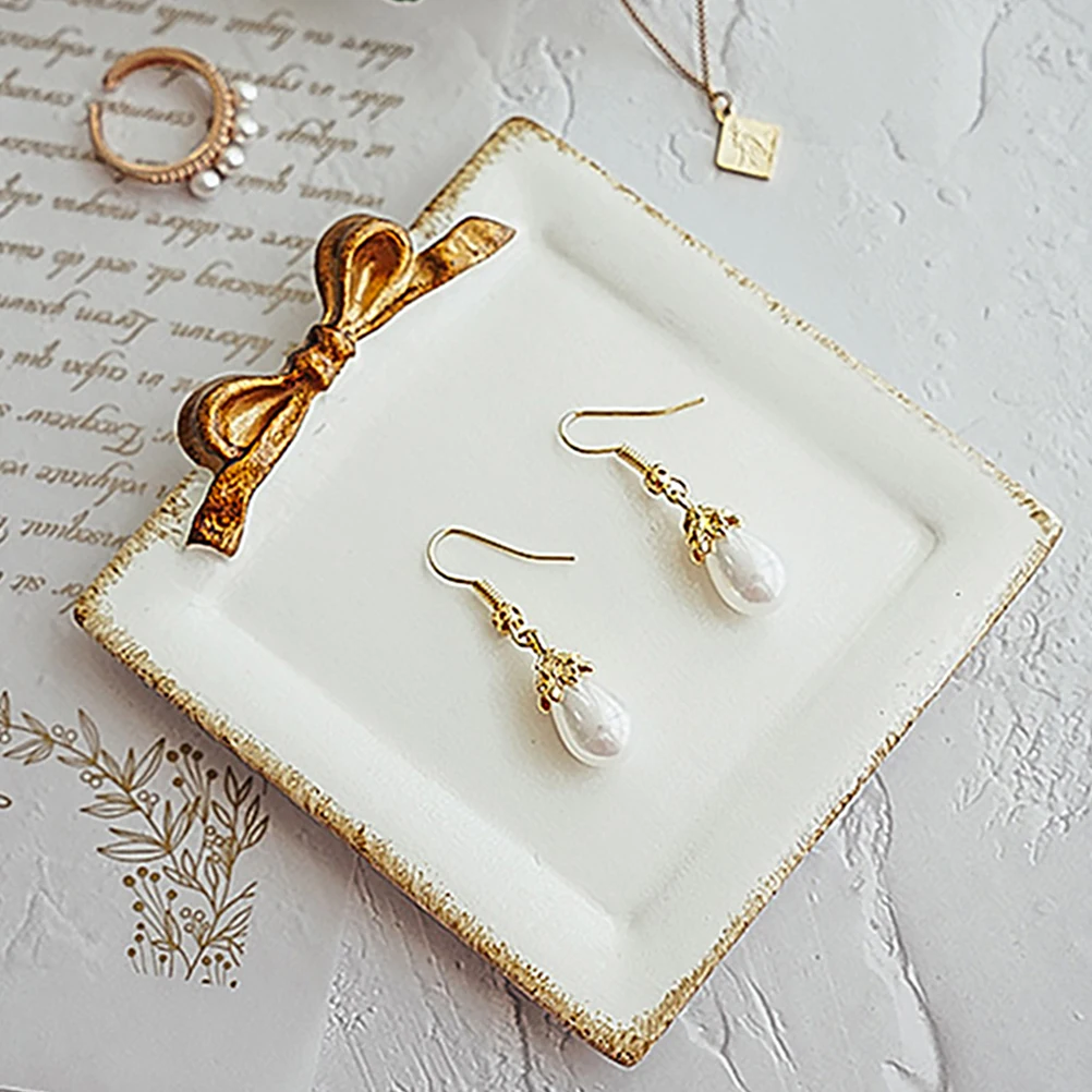 

2pcs Jewelry Tray Photography Props Unique Resin Design Durable Earring Display Storage Desktop nament Home Decoration Festival