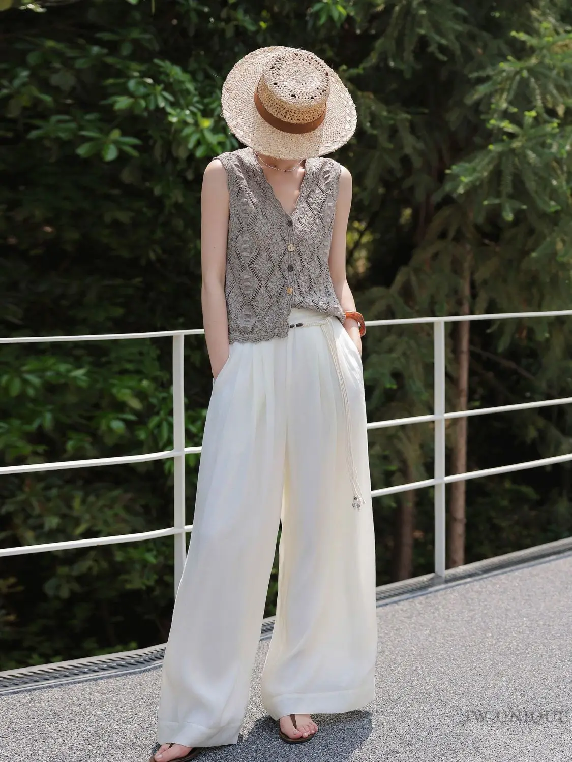 

Жилеты Жилеты Тонкие женские Old Money Летние воздушные милые укороченные женские современные вязаные Ulzzang Girlish Sweet Chic Гибкие OL