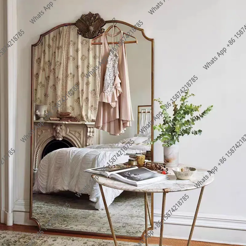 American carved retro full-body mirror attached to the wall, medieval home use, simple French floor mirror