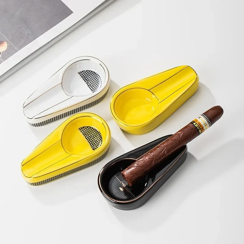 

European Style Cigar Ashtray Set Ceramic Ashtrays with Large Capacity Wide Mouth Slots in a Decorative Box for Cuban Cigars