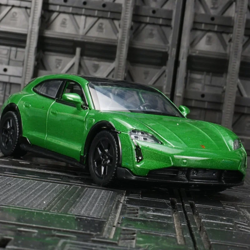 

1:36 Porsche Taycan Turbo S Cross Turismo, модель спортивного автомобиля из сплава, литая под давлением металлическая гоночная машина, модель автомобиля, звуковой свет, детская игрушка в подарок