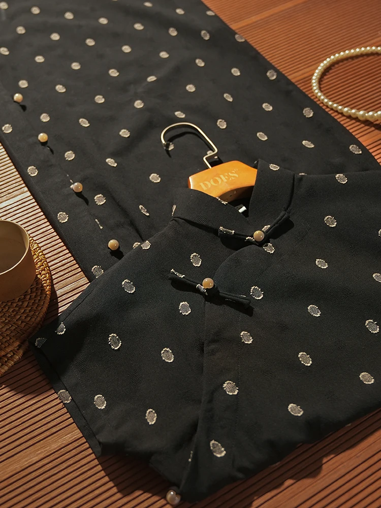

Ele Vintage Full Slit Summer Polka Dot Women's Traditional Chinese Dr Daily Wear Simple And Classy