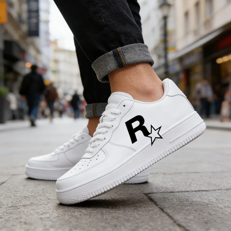 

Lightweight chunky - sole sports shoes, heavy look, light feel