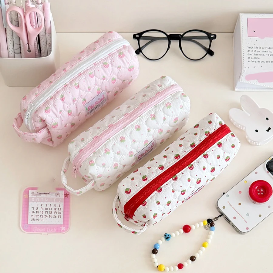 1pc Cute Cartoon Strawberry Quilted Pencil Case Student Stationery Large Capacity Desktop Storage Pen Bag Kids School Supplies
