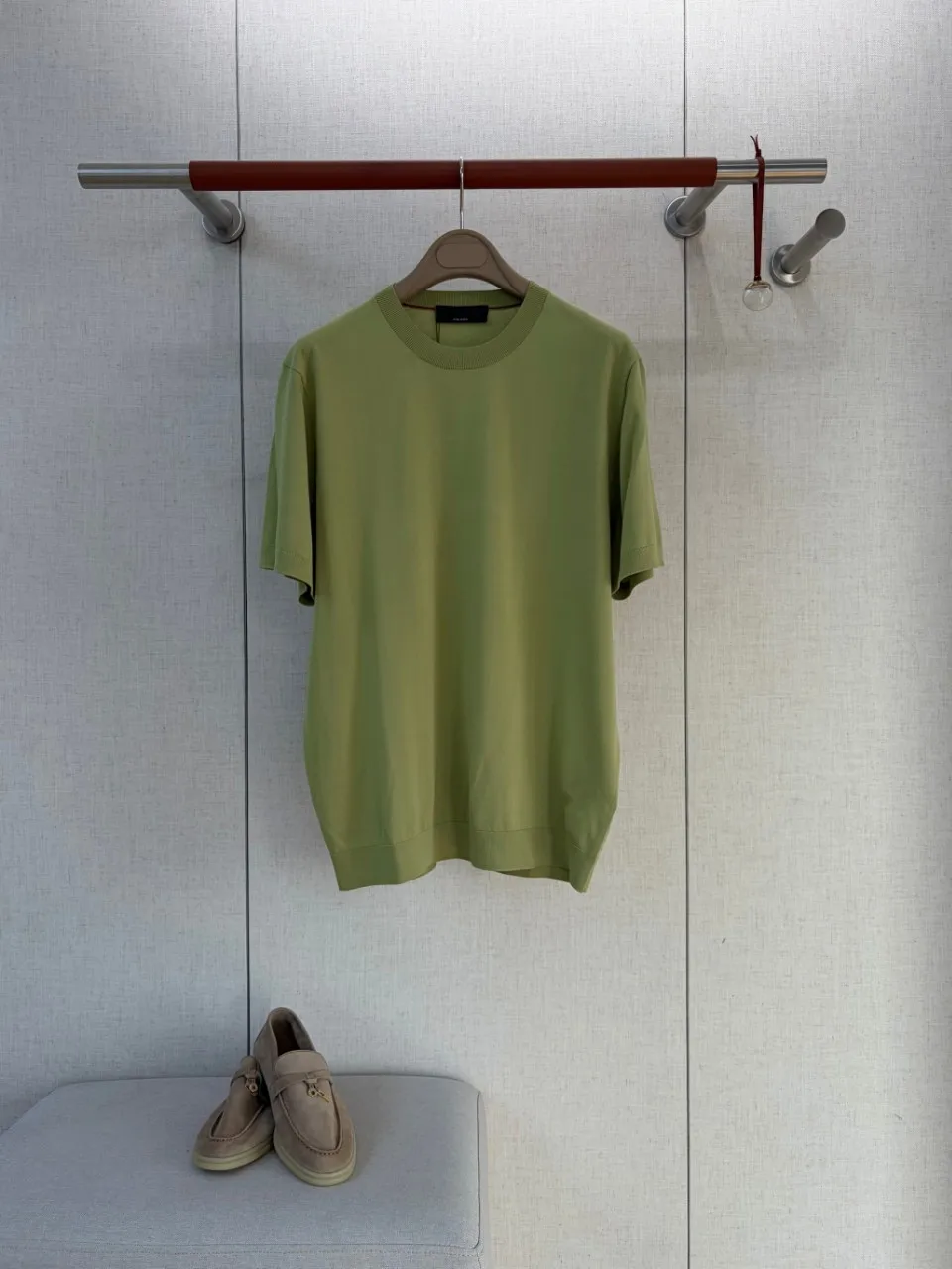 Lpmen's old money style high thread count ultra-fine knit solid color embroidered crew neck soft and smooth short sleeve t-shirt