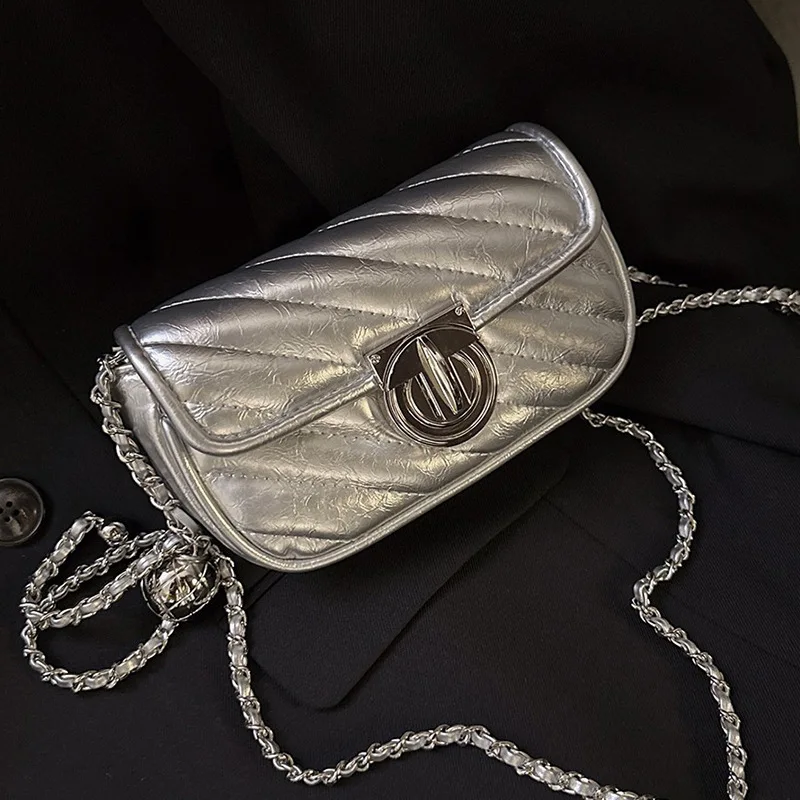 Silver luxury crowd bag, new trendy small fragrance, rhombic chain bag, versatile shoulder crossbody bag