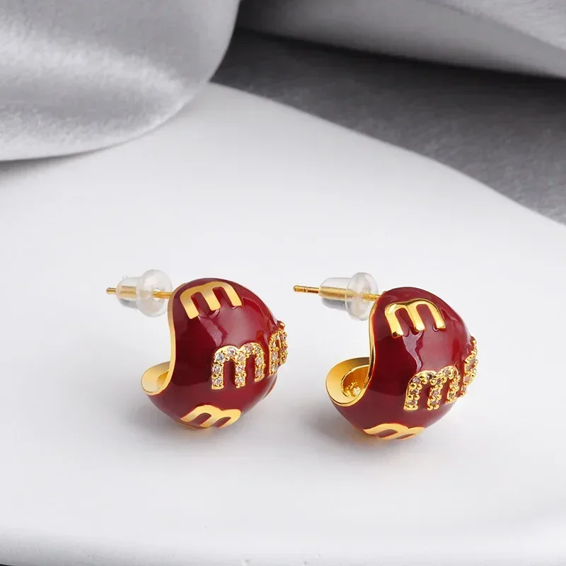 2025 Korea New Design Fashion jewelry 18K gold plated enamel letter M earrings elegant women's daily commute accessory image 2
