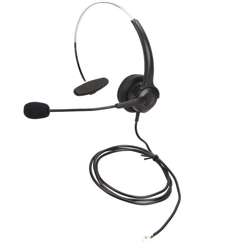 Nuevos auriculares con cabezal de operador, auriculares con servicio al cliente, llamada telemarketing en progreso, auriculares cardíacos con micrófono