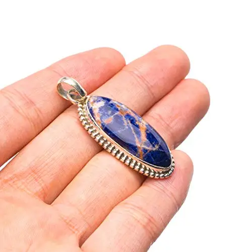 

StarGems ® Подвеска ручной работы из стерлингового серебра 925 пробы с натуральным темно-синим содалит 1 3/4 дюйма T2647