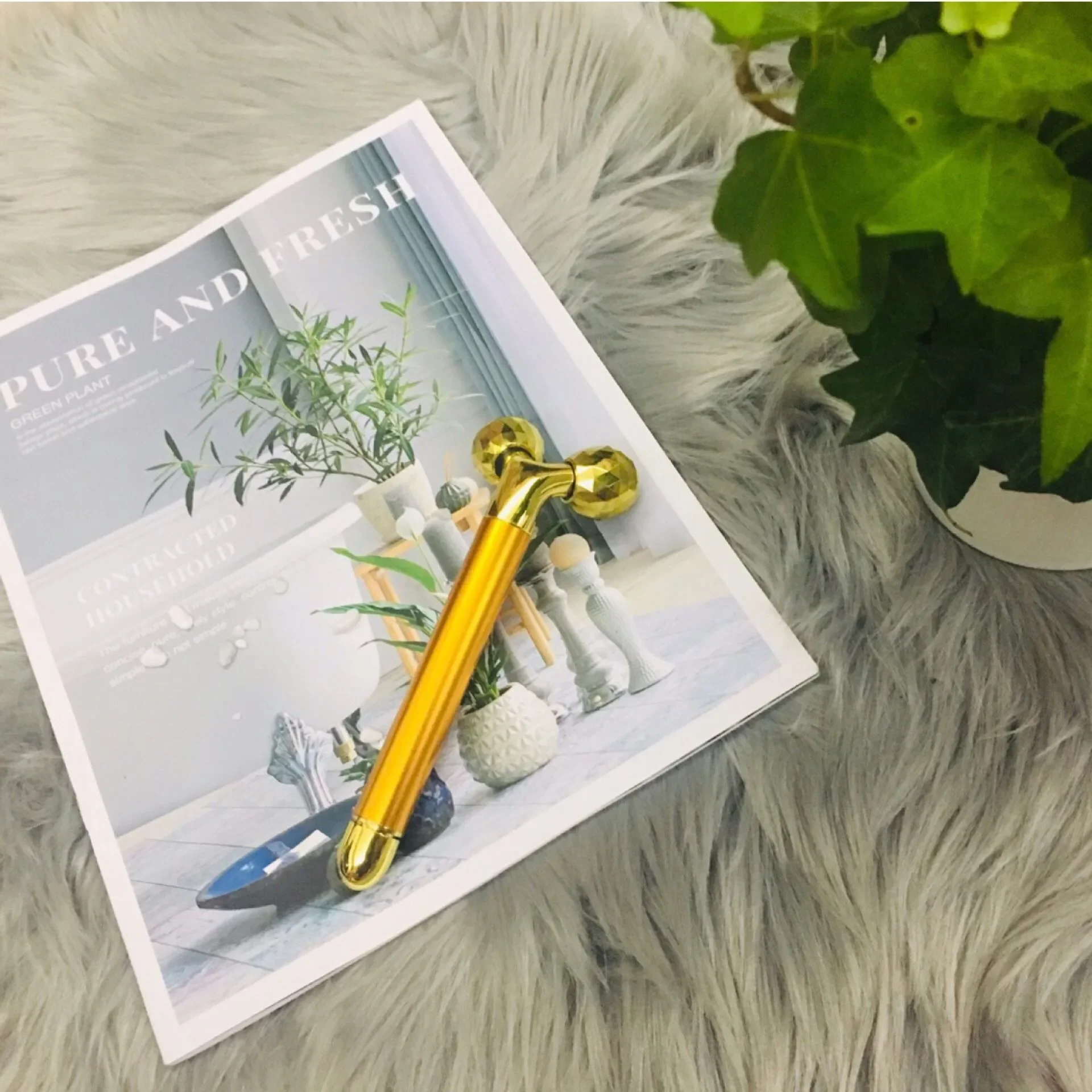 Dispositivo per la bellezza del viso con rullo 3D, colore oro con rullo 24K, massaggio vibrante, crea V-face, batteria AA ML-067-DC